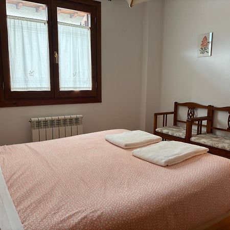 Bpirineos-Las Plazas เบนาสเก ภายนอก รูปภาพ