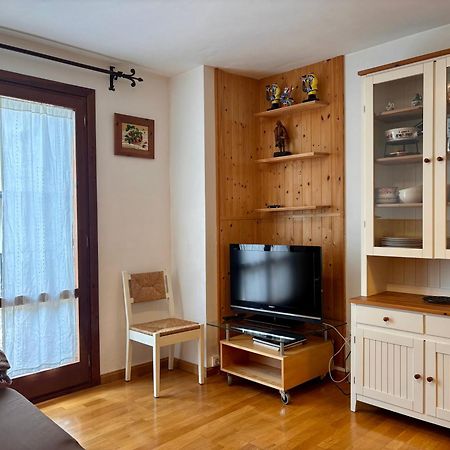 Bpirineos-Las Plazas เบนาสเก ภายนอก รูปภาพ